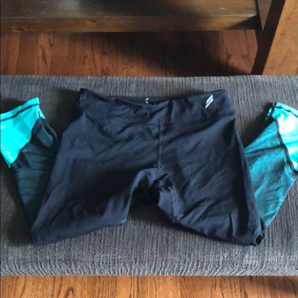 DOYouEven Crop Leggings